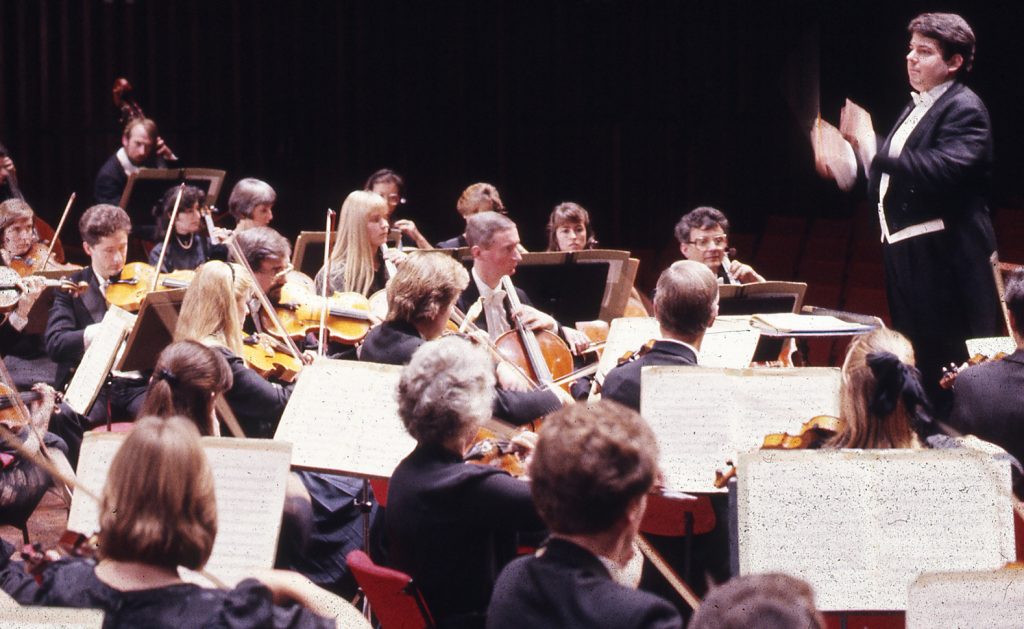 Andrew Litton conducting the BSO