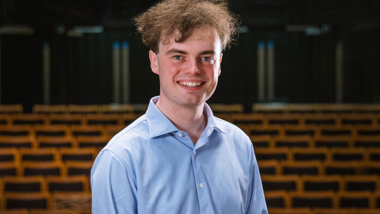 Bournemouth Symphony Orchestra announces Tom Fetherstonhaugh as 2022/23 Assistant Conductor