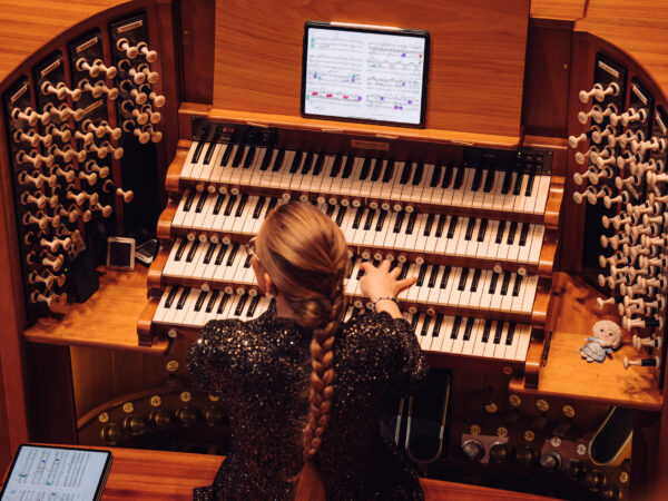 Star organist Anna Lapwood wows audiences at Bristol Beacon